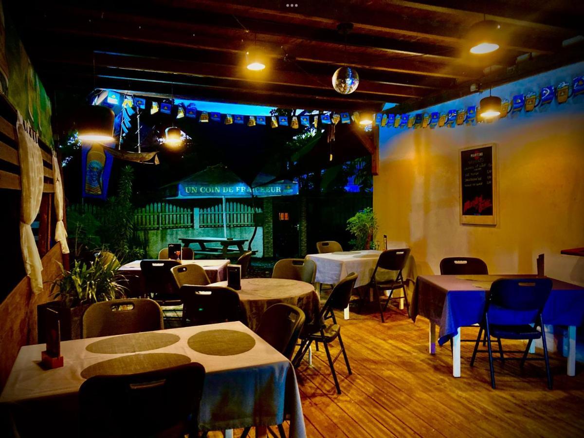 JackTavern - Auberge de Jeunesse Pointe-Noire Eksteriør billede