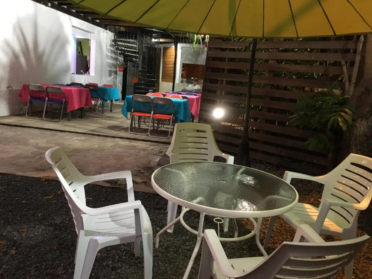 JackTavern - Auberge de Jeunesse Pointe-Noire Eksteriør billede